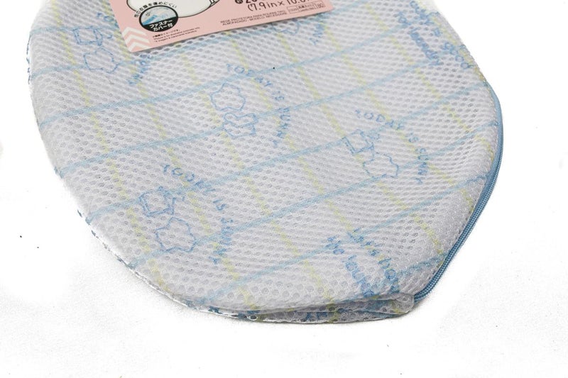 Daiso Laundry Net - Cushioned Material - Printed Pattern - Pouch Type - Blue - Image 2